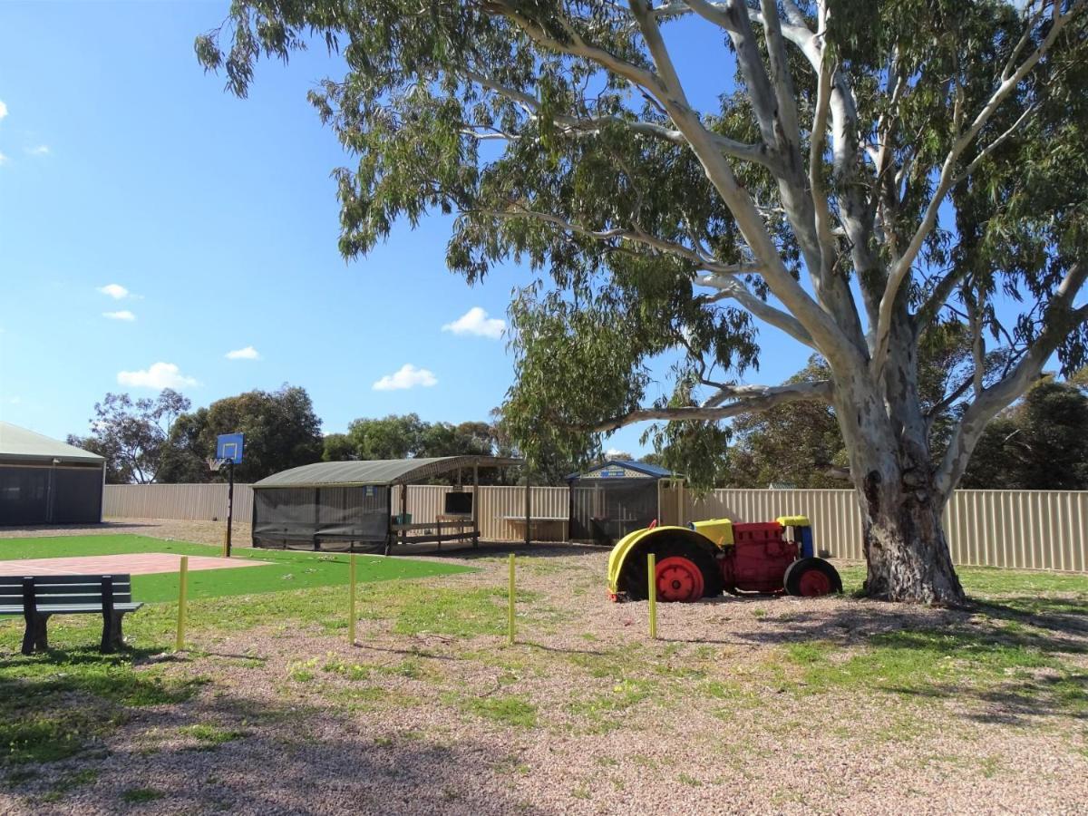Motel Moonta Bay Cabins Port Moonta Exterior foto
