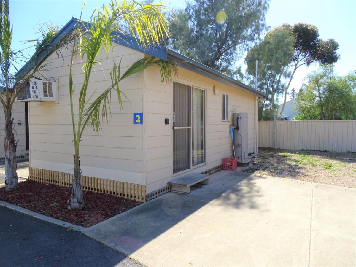 Motel Moonta Bay Cabins Port Moonta Exterior foto