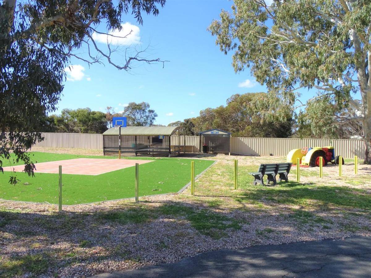Motel Moonta Bay Cabins Port Moonta Exterior foto
